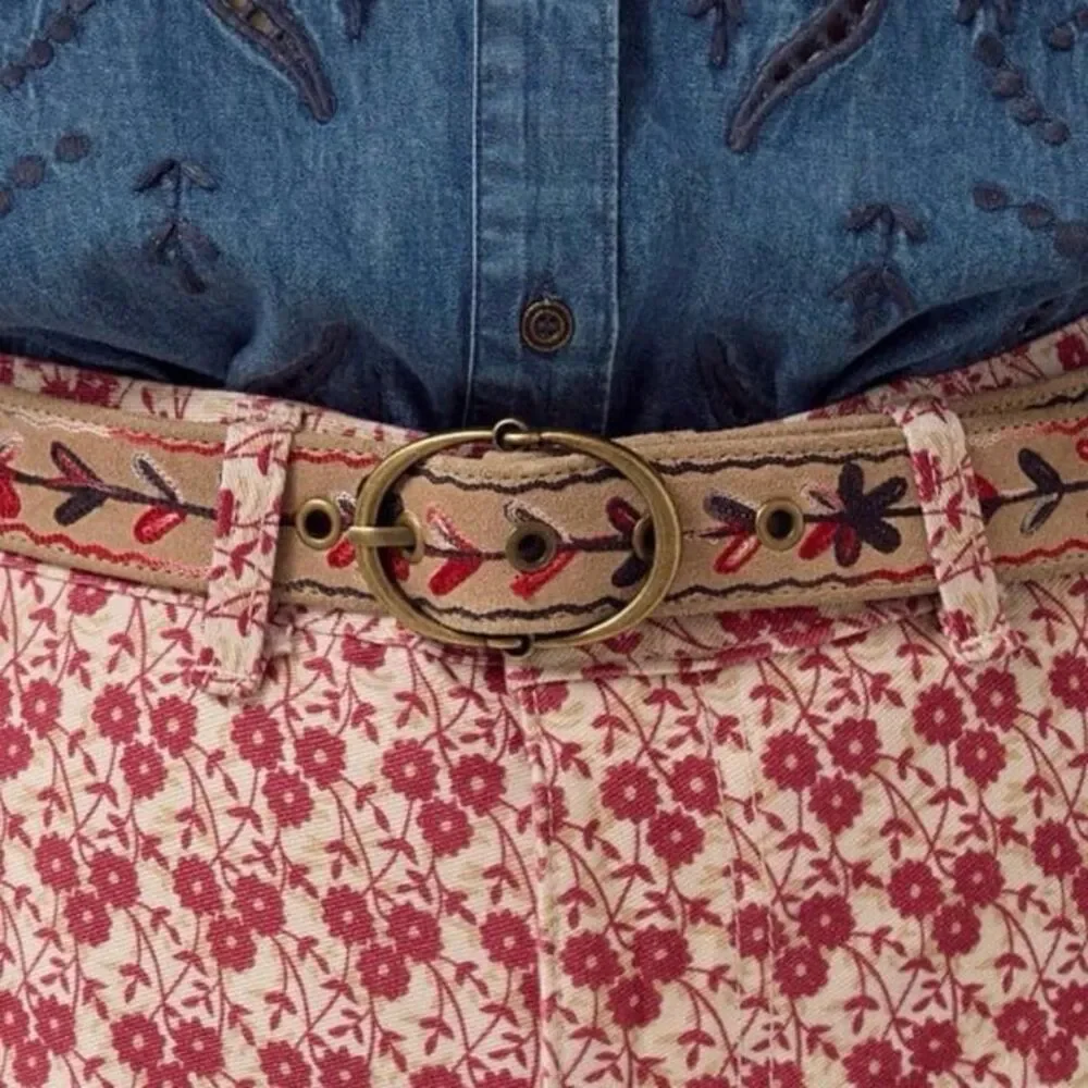 Anthropologie Maison Hotel 100% Suede Leather Embroidered Thar Belt Size Small